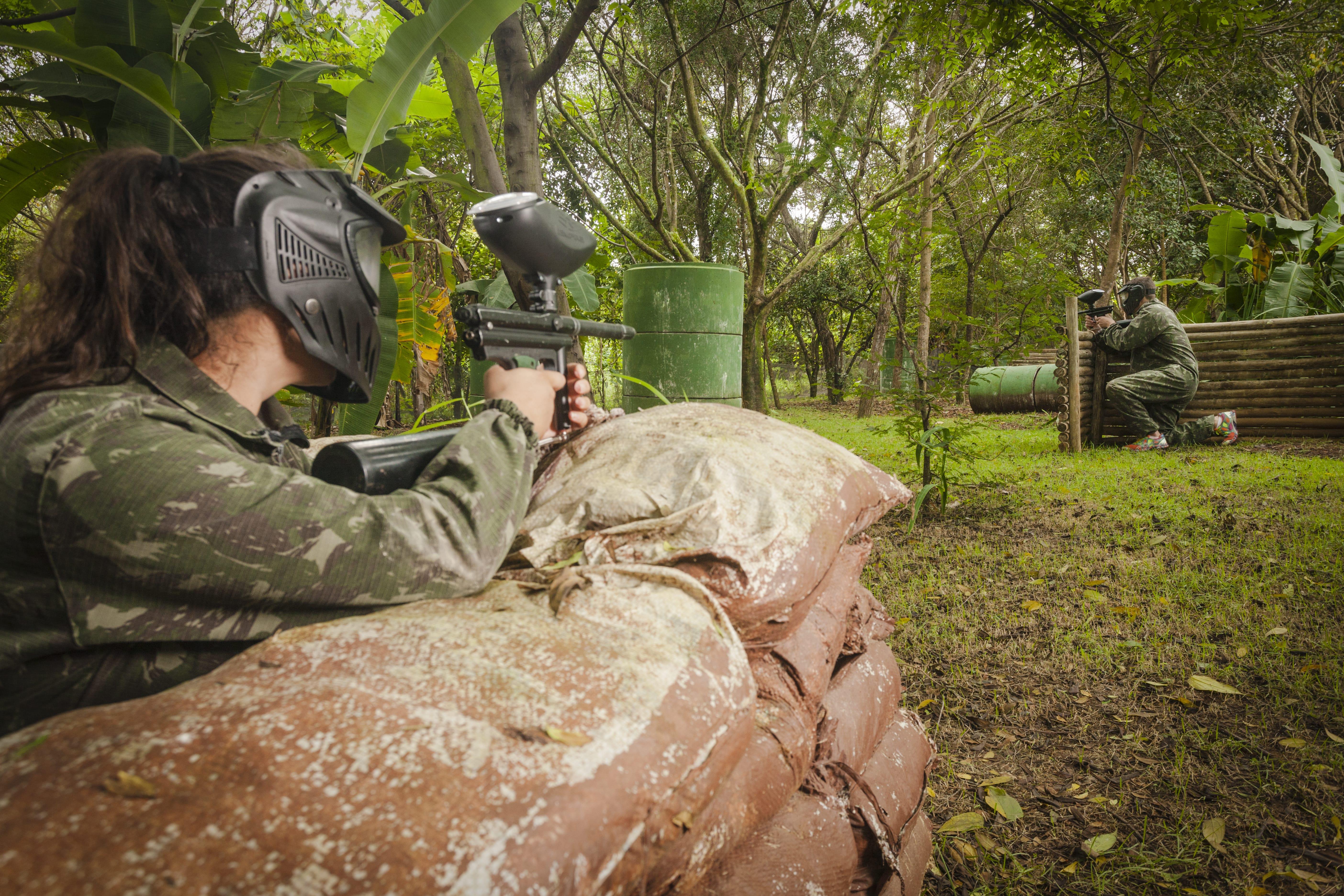 Bourbon Resort Atibaia Luaran gambar A player in a paintball game