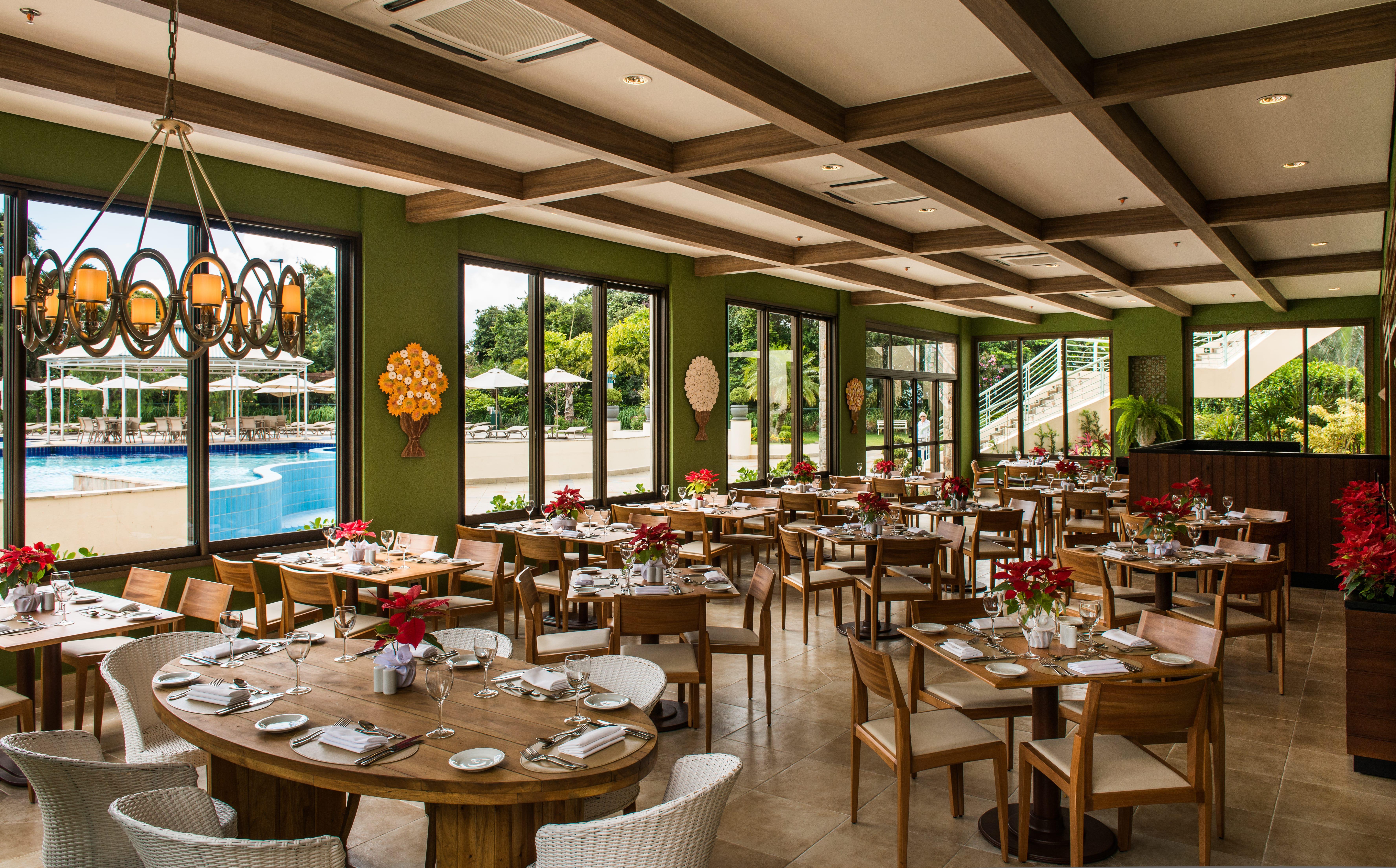 Bourbon Resort Atibaia Luaran gambar The restaurant at the hotel