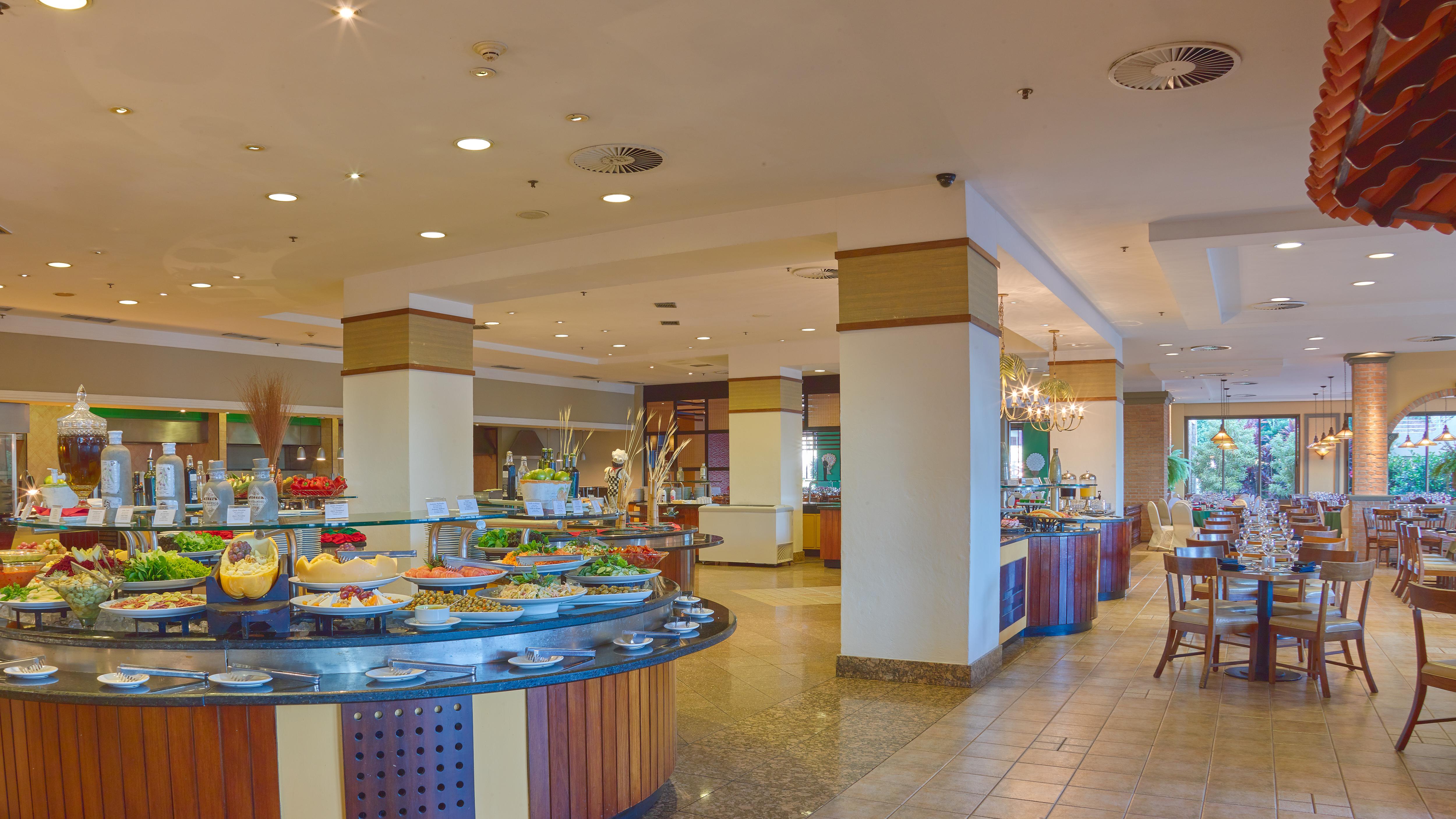 Bourbon Resort Atibaia Luaran gambar The buffet at the hotel